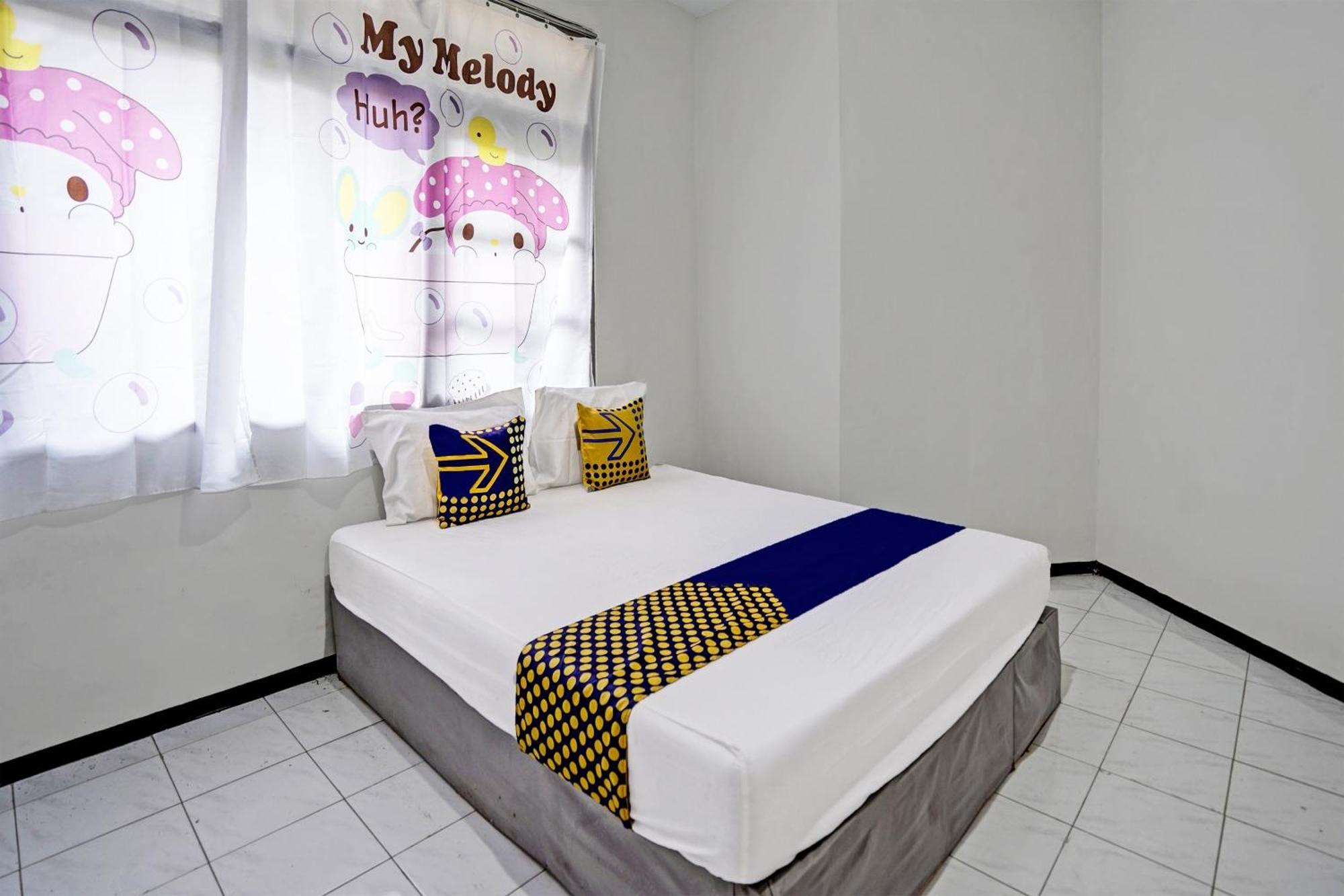 Spot On 92388 Villa Segi Delapan Prigen Bagian luar foto